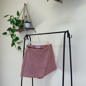Pink velvet skort